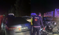 Osmaniye’de Feci Kaza: Bariyerlere Çarpan Otomobil Hurdaya Döndü, 3 Yaralı