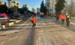 Mersin’de Selin Zarar Verdiği Köprüde Yoğun Mesai