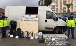 Dur İhtarına Uymayan Minibüste 27 Kaçak Göçmen Yakalandı