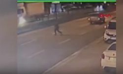 Motosiklet Yayaya Çarptı: 2 Yaralı