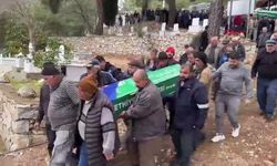 Otomobil Hafif Ticari Araçla Çarpıştı: Ölü Sayısı 3'e Yükseldi