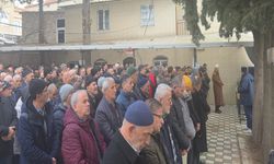 Ankara’daki Aile Cinayetinde Ölen Anne ve Oğlu Gebze’de Toprağa Verildi