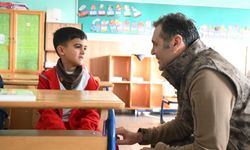 Emniyet Müdürü, Şehit Polis Memurunun Oğlunu Okula Bıraktı