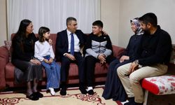 Vali Toros’tan Depremzede Hazal’a Anlamlı Umre Sözü