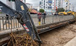 Mezitli Belediye Başkanı Tuncer: "Yağışların başladığı ilk andan itibaren ekiplerimiz sahada"