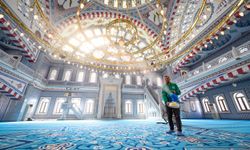 Mersin Büyükşehir Kent Genelinde İbadethaneleri Titizlikle Temizliyor