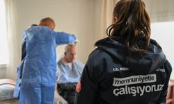 Mersin Büyükşehir Belediyesi, evde sağlık ve bakım hizmetleriyle umut oluyor