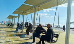 Mersin’de Güneş Yüzünü Gösterdi, Vatandaşlar Sahillere Akın Etti