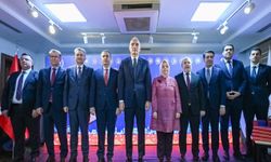 Bakan Ersoy, 'Dünya Dillerinde Türkçe Sözlüğü'nü kamuoyuna tanıttı