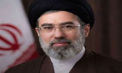 İran Lideri Hamaney: "İsrail saldırısının bedeli yakında ödenecek"