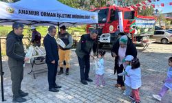 Anamur’da Orman Haftası’nda miniklere fidan sürprizi