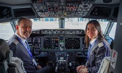 42 yıl sonra kızıyla birlikte uçtu