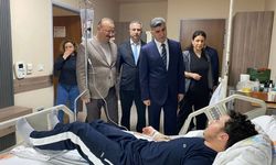 Akdeniz Kaymakamı Şener’den hastanede bayram ziyareti