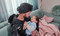 Yangında 13’üncü kata çıkıp 19 aylık bebek ve babasını kurtardı