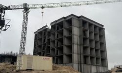 TOKİ konutları Tarsus'ta yükselmeye başladı