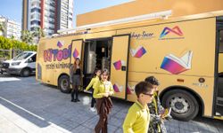 Mersin Büyükşehir Belediyesi’nden öğrencilere sanat ve edebiyat dolu bir gün