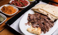 En kaliteli eti döner için yüzlerce kilometre uzaktan getiriyorlar