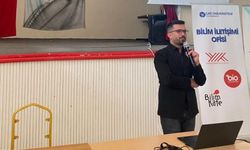 Tarsus'ta Dijital Bağımlılıkla Mücadele konulu seminer düzenlendi