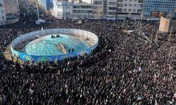 İran'da Ayetullah Ali Hamaney için cenaze töreni düzenlenecek