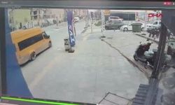 Yolun karşısına geçmek isteyen kişi kamyonun altında kaldı