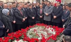 Muhsin Yazıcıoğlu, mezarı başında anıldı