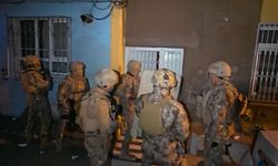 Silahlı paylaşım yapan 358 şüpheliye gözaltı