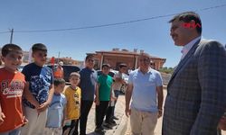 Bakan Kurum, depremzede çocukların halı saha keyfini paylaştı