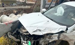 Gaziantep’te TIR ile otomobil çarpıştı: 2 yaralı