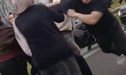 Trafikte tekmeli yumruklu yol kavgası kamerada