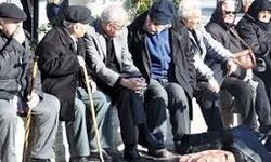 Bakanlıktan yaşlılara 105,6 milyon lira destek