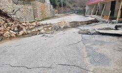 Mersin'de heyelan yürekleri ağza getirdi