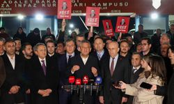 Özgür Özel: Bolu’nun yoksul, fakir çocuklarına burs verecek bir vakıf