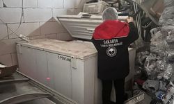 Sakarya'da 200 kilo tarihi geçmiş tavuk eti ele geçirildi
