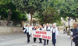 Tıp Bayramı kapsamında yürüyüş düzenlendi