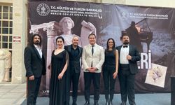 Napoliten Ezgiler Tarsus Müzesi'nde yankılandı