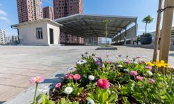 Mersin Yenişehir Belediyesi’nden 50. Yıl Mahallesi’ne yeni nesil semt pazarı