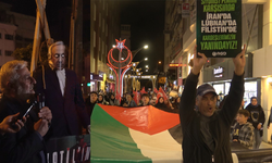 Hatay’da protesto: Benjamin Netanyahu maketi “idam” edildi