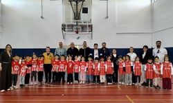 Tarsus’ta yarışmalar başladı: minikler sporla buluştu