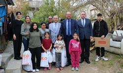 Tarsus’ta anlamlı ziyaret: Öğrencilere bilgisayar ve eğitim desteği