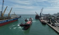 Mersin'den Lübnan'a 730 tonluk insani yardım