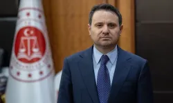 Bakan Gürlek'ten '27 Nisan e-muhtıra' mesajı