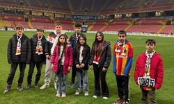 Maç izlemek için 800 kilometre mesafe kat ettiler