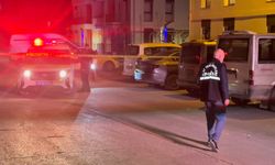 Aracından indiği sırada silahlı saldırıda yaralandı