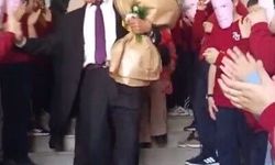 Osmaniye’de 43 yıllık eğitim neferine duygusal uğurlama