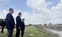 Tarsus’ta ırmağa atlayan genç i̇çin seferberlik