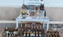 Kaçakçılara darbe: 150 litre kaçak alkol ve sigara ele geçirildi