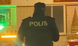 İlçe emniyet müdürü resmi üniforma ile müezzinlik yaptı