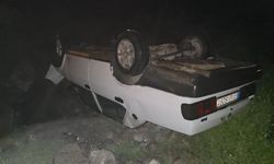 Hatay'da takla atan Fiat Tofaş ters döndü