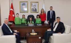 Minik başkandan ilk talimat: Park yenilensin