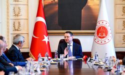 Bakan Gürlek: Yargıda Birlik Derneği, FETÖ ile mücadelede kararlı bir duruş sergiledi